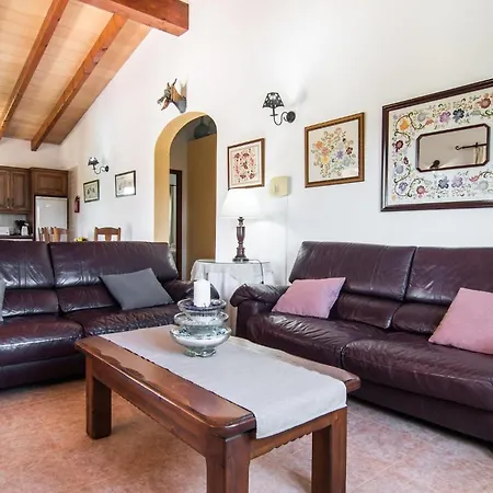 Ca Na Neus Holiday home *