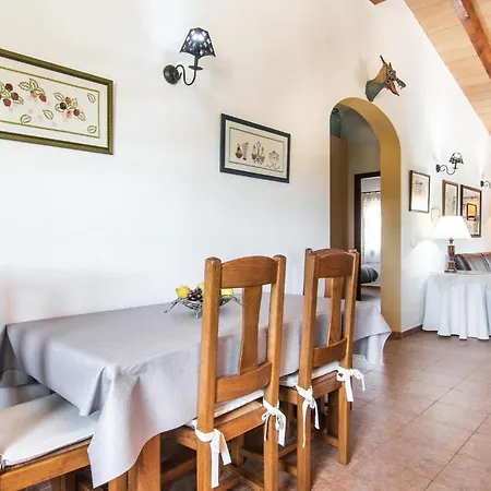 Ca Na Neus Holiday home *