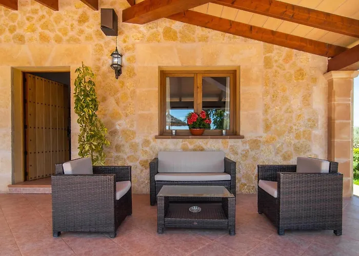 Ca Na Neus Holiday home *