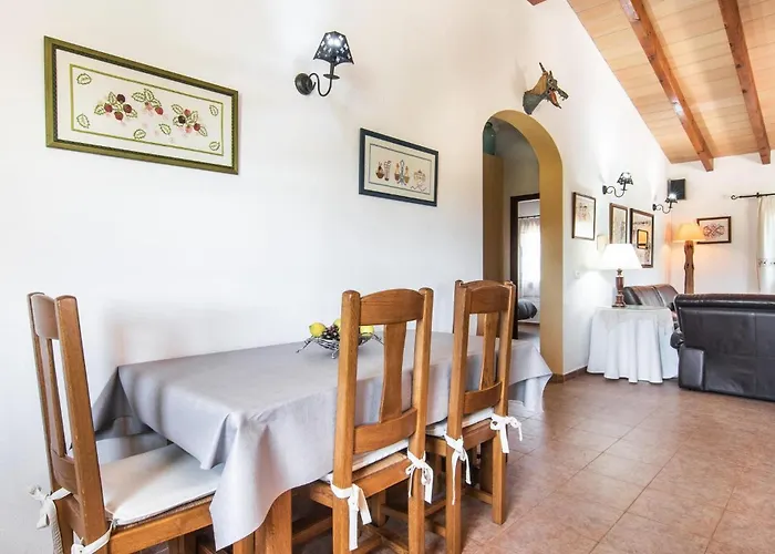 Ca Na Neus Holiday home *