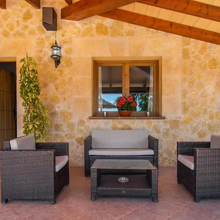 Ca Na Neus Holiday home *